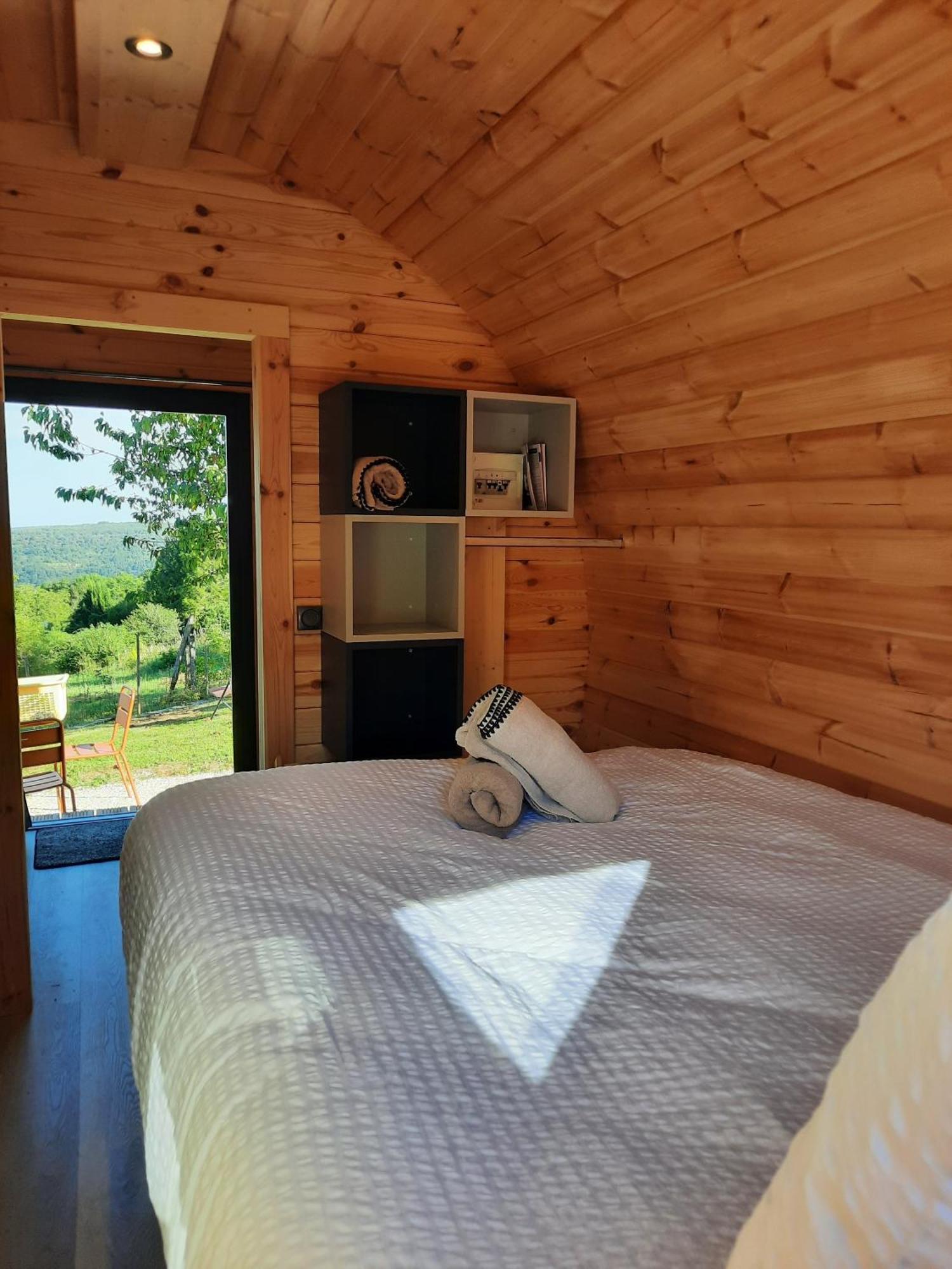 Au Dela Des Vignes Bed & Breakfast Baubigny Oda fotoğraf